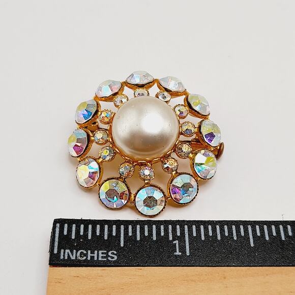 Vintage AB Rhinestone Brooch w/ Faux Pearl Center 1950s Trombone Clasp - Picture 5 of 7